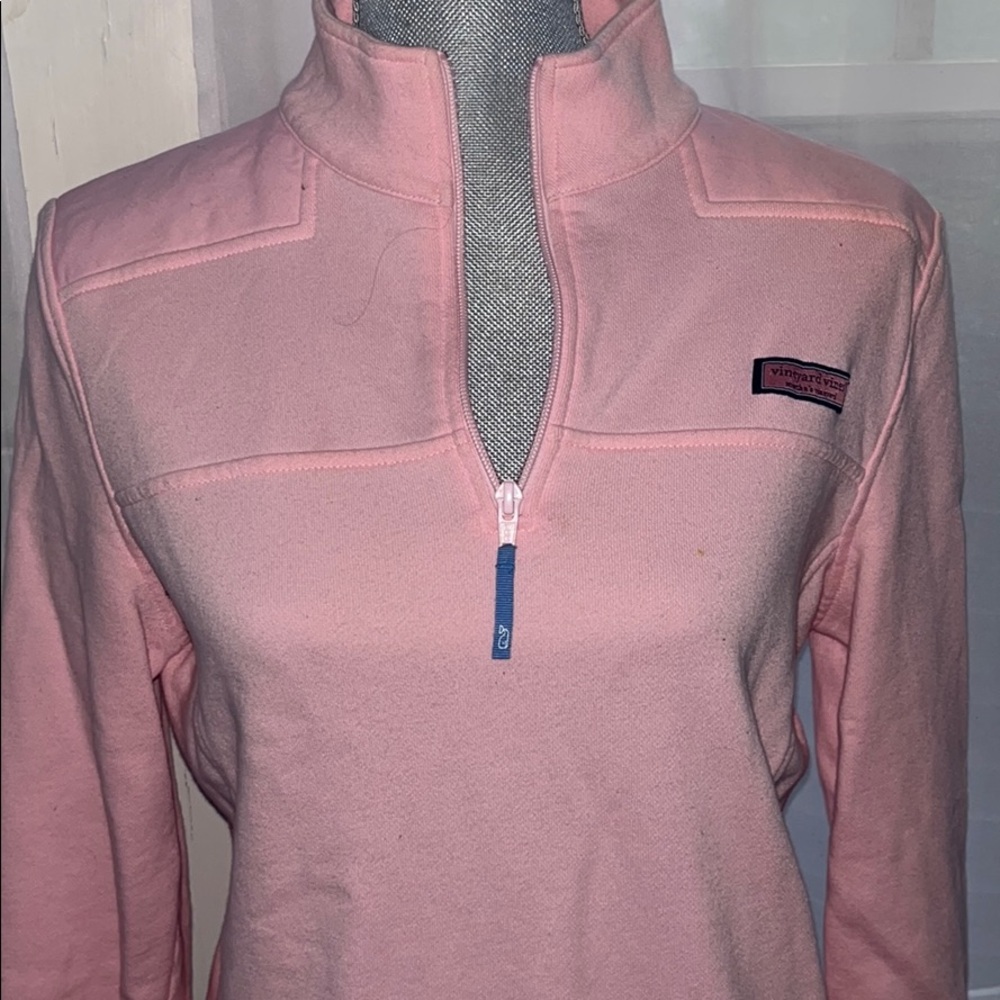 Vineyard vines pink sweatshirt